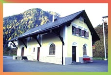 RhB (Rhaetische Bahn) Swiss railway station at Susch -- see numerous photos of this station/gare/bahnhof at Gruetzi.com
